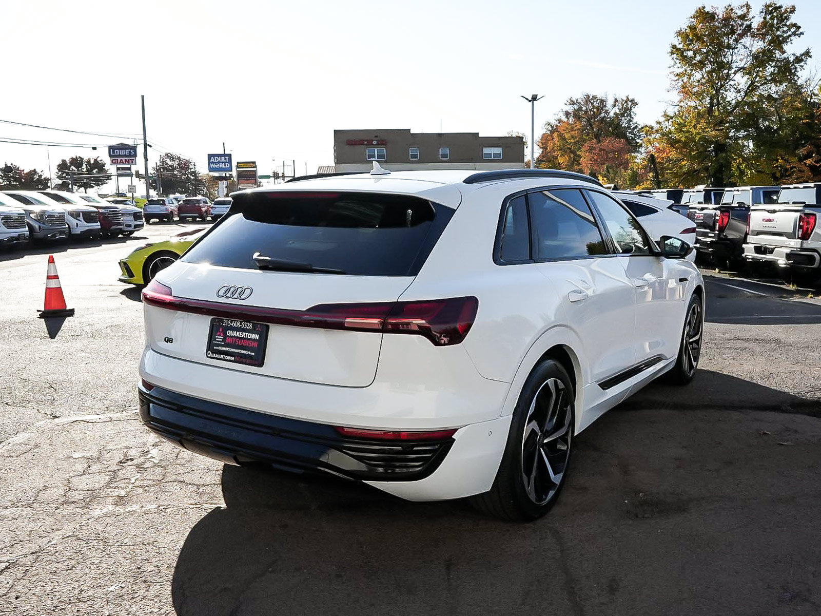 Used 2024 Audi Q8 e-tron Premium Plus AWD/4WD image 6