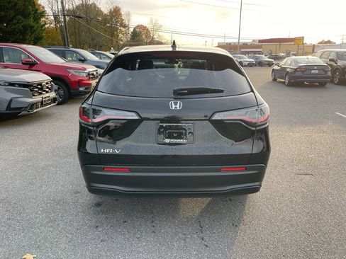 New 2026 Honda HR-V LX image 5