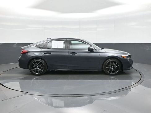 Used 2024 Honda Civic Sport Touring image 8