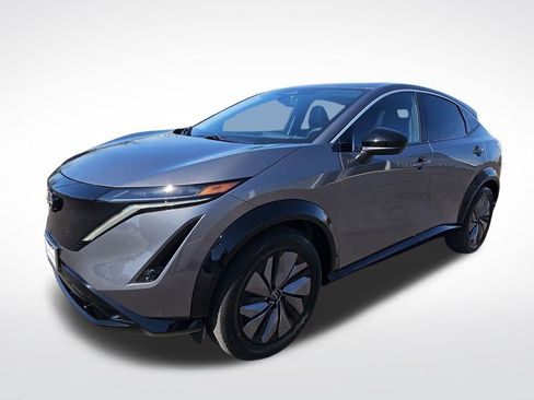 Used 2025 Nissan Ariya FWD image 10