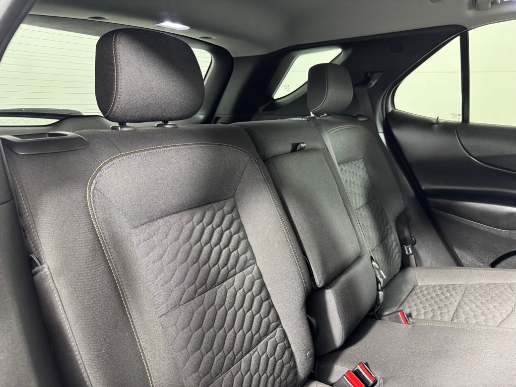 Used 2018 Chevrolet Equinox LT FWD image 24