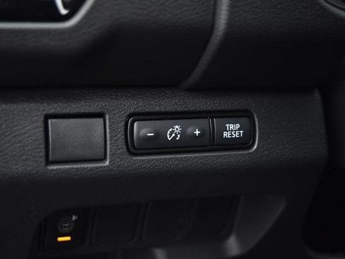 New 2026 Nissan Frontier SV image 12