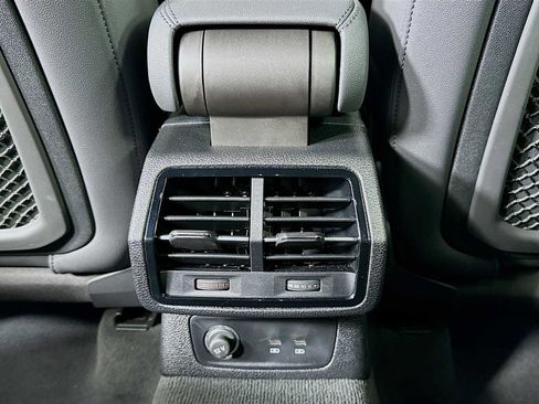 Certified 2024 Audi Q3 2.0T Premium w/ Convenience Package image 23