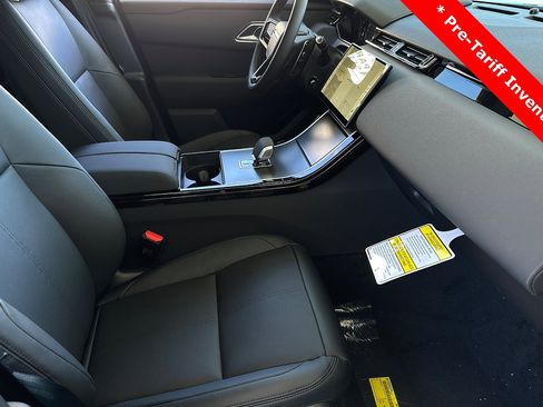New 2024 Land Rover Range Rover Velar Dynamic SE image 15