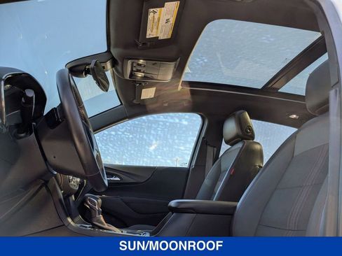 Used 2022 Chevrolet Equinox RS w/ LPO, Floor Liner Package image 27