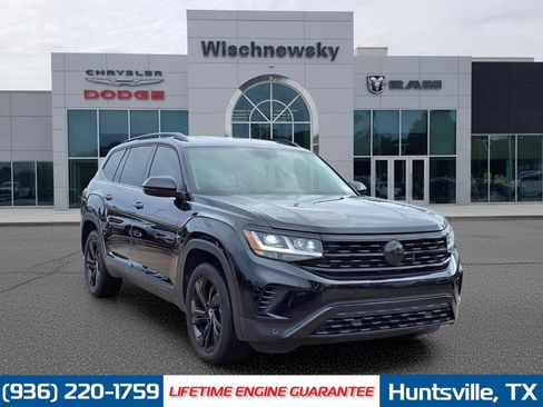 Used 2022 Volkswagen Atlas SE FWD image 1