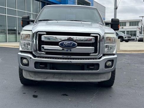 Used 2013 Ford F250 Lariat image 2