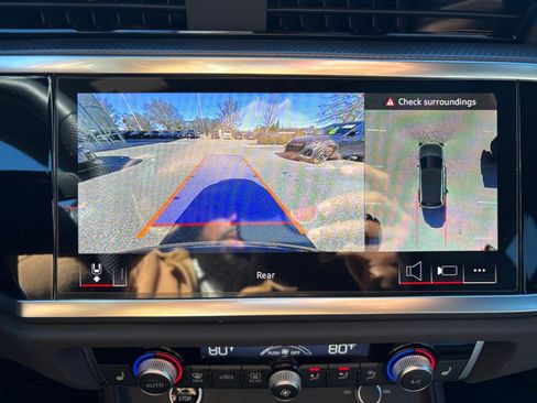 Certified 2025 Audi Q3 2.0T Premium Plus w/ Premium Plus Package image 17