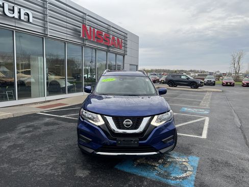 Used 2019 Nissan Rogue SV AWD/4WD image 12