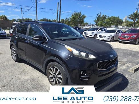 Used 2018 Kia Sportage EX w/ EX Premium Package FWD image 2