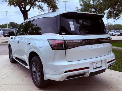 New 2026 INFINITI QX80 Pure AWD/4WD image 8