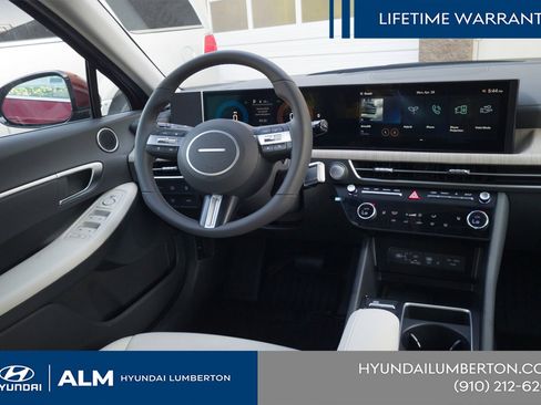 New 2025 Hyundai Sonata SEL FWD image 18