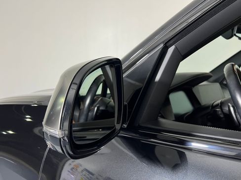 Used 2023 BMW X5 M50i w/ Climate Comfort Package image 24