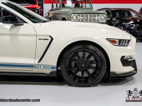 Used 2020 Ford Mustang Shelby GT350 w/ Technology Package RWD image 37