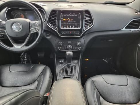 Used 2019 Jeep Cherokee Limited w/ Luxury Group AWD/4WD image 15