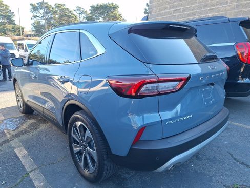 Used 2023 Ford Escape Platinum image 4