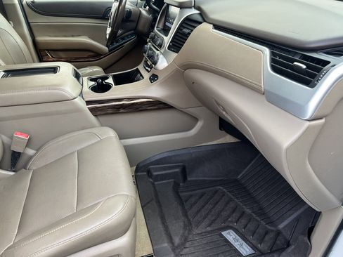 Used 2018 GMC Yukon XL SLT w/ HD Trailering Package image 25