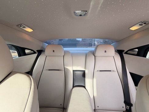 Used 2016 Rolls-Royce Wraith image 25