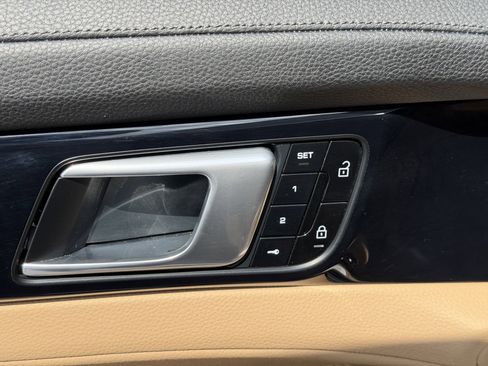 Certified 2021 Porsche Panamera 4S AWD/4WD image 19