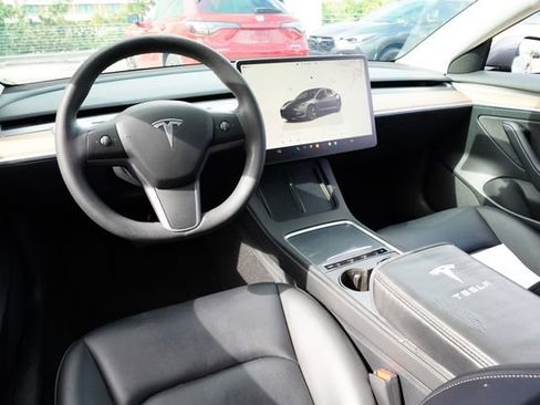 Used 2023 Tesla Model 3 Standard Range image 26