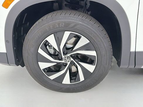New 2026 Volkswagen Tiguan S AWD/4WD image 31