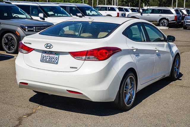 Used 2013 Hyundai Elantra Limited w/ Technology Pkg FWD image 5