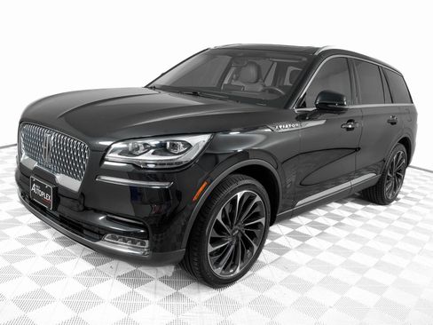 Used 2023 Lincoln Aviator Reserve w/ Equipment Group 201A image 8