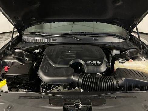Used 2022 Dodge Charger SXT AWD/4WD image 47