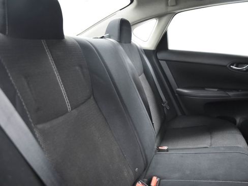 Used 2016 Nissan Sentra S image 16