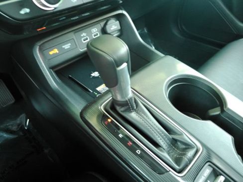 Used 2024 Honda Civic Touring image 46