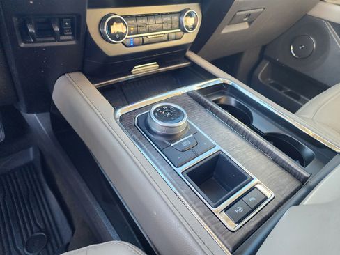 Used 2021 Ford Expedition Max Limited image 35