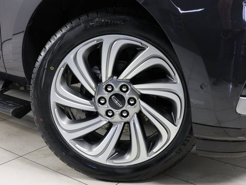 Used 2023 Lincoln Navigator Reserve AWD/4WD image 15