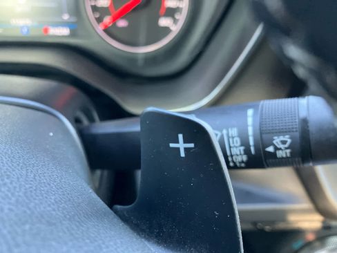 Used 2019 Chevrolet Camaro LT w/ RS Package image 21