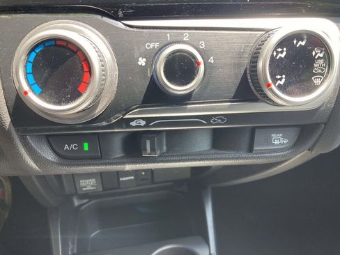 Used 2016 Honda Fit EX-L image 14