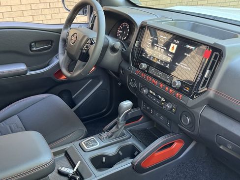 New 2026 Nissan Frontier PRO-4X w/ Tow Package AWD/4WD image 17