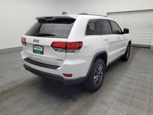 Used 2020 Jeep Grand Cherokee Laredo w/ 18" Wheel & 8.4" Radio Group image 9