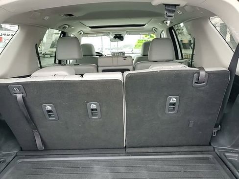 Used 2023 Honda Pilot Touring image 31