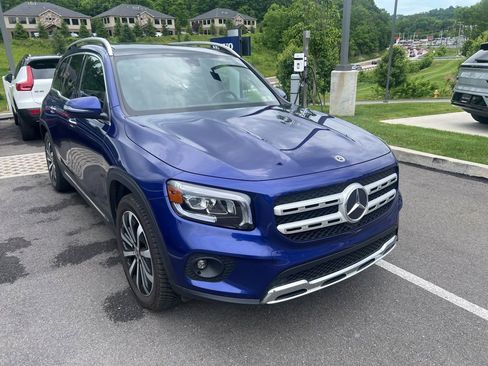 Used 2023 Mercedes-Benz GLB 250 4MATIC image 3