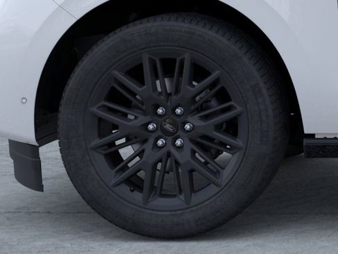 New 2026 Ford Expedition Platinum image 19