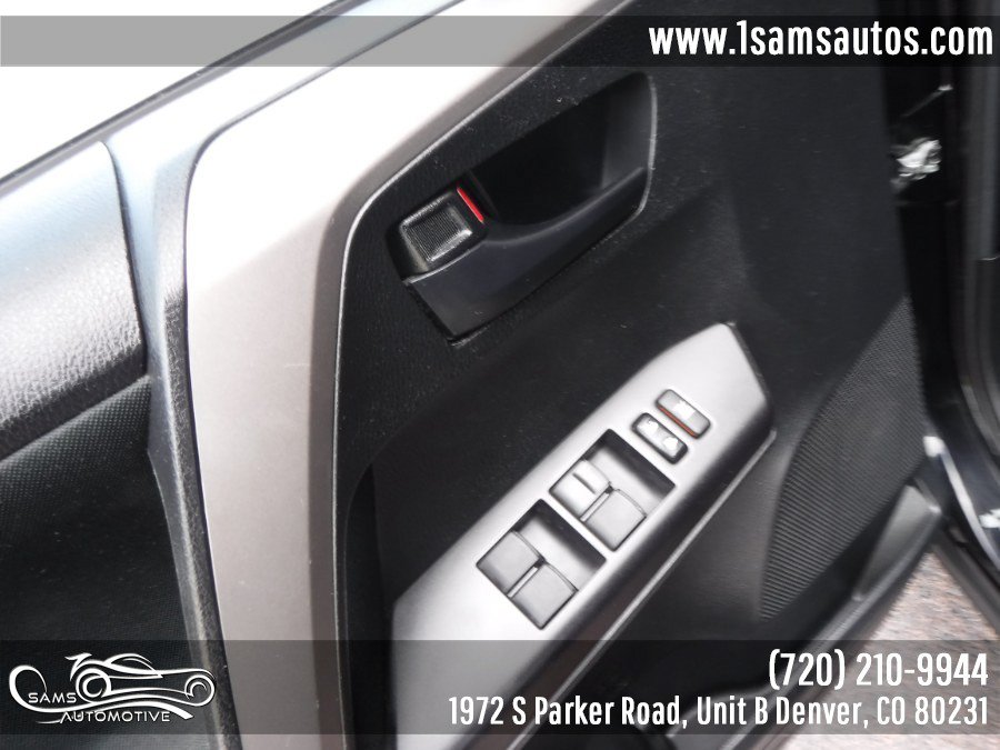 Used 2018 Toyota RAV4 LE w/ Carpet Mat Package AWD/4WD image 38