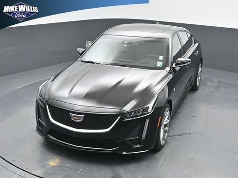 Used 2023 Cadillac CT5 Sport RWD image 11