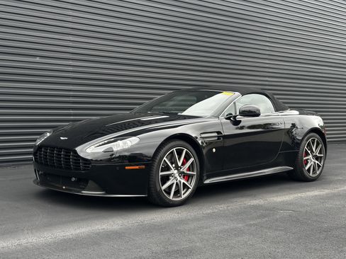 Used 2012 Aston Martin V8 Vantage S RWD image 1