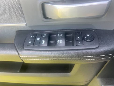 Used 2021 RAM 2500 Big Horn w/ Level 1 Equipment Group image 20