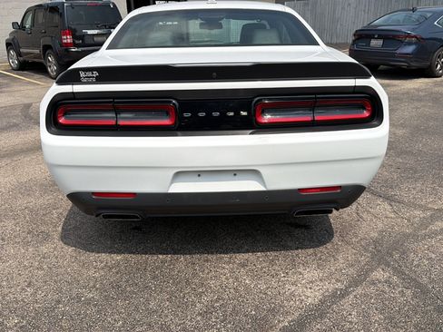 Used 2019 Dodge Challenger R/T Scat Pack w/ Plus Package RWD image 12