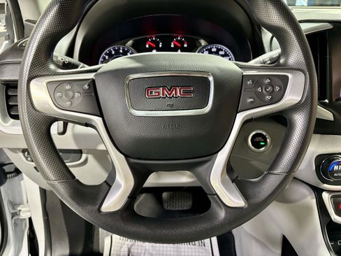 Used 2023 GMC Terrain SLE w/ Driver Convenience Package image 13