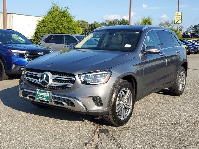 Used 2021 Mercedes-Benz GLC 300 image 3