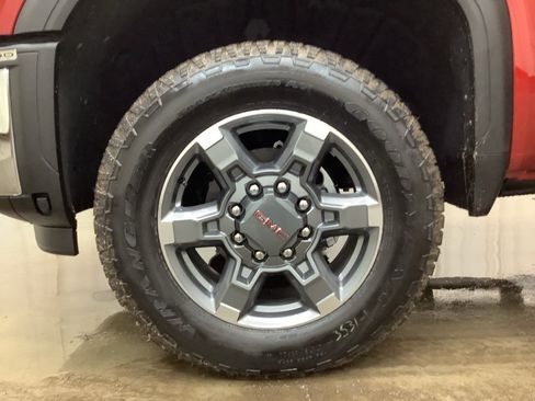 New 2026 GMC Sierra 2500 SLT w/ SLT Premium Package AWD/4WD image 31