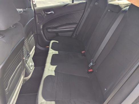 Used 2014 Dodge Charger R/T w/ Blacktop Package image 9
