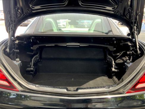 Used 2019 Mercedes-Benz SLC 300 image 32