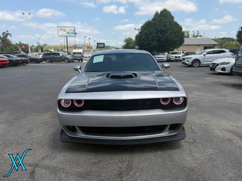 Used 2017 Dodge Challenger R/T RWD image 2